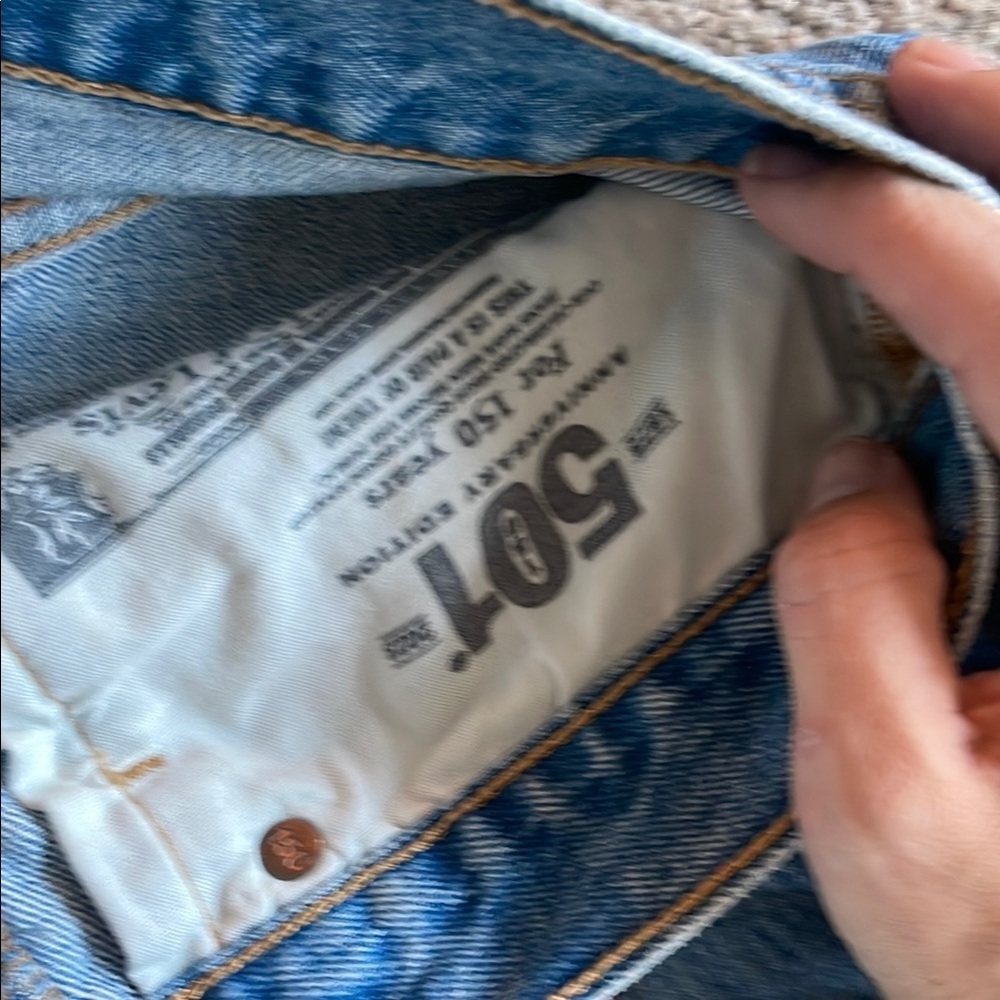 Levi's Blue Jean Shorts with Pink Heart Patch - Picture 3 of 6